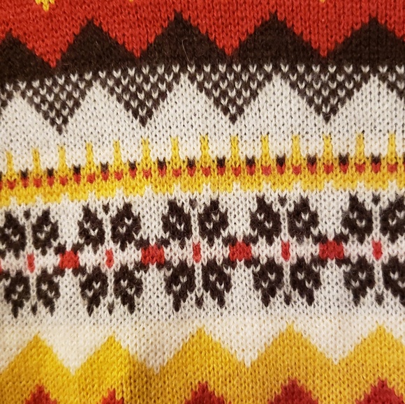 DECREE SHORT SLEEVE FAIR ISLE SWEATER TUNIC - Picture 2 of 4